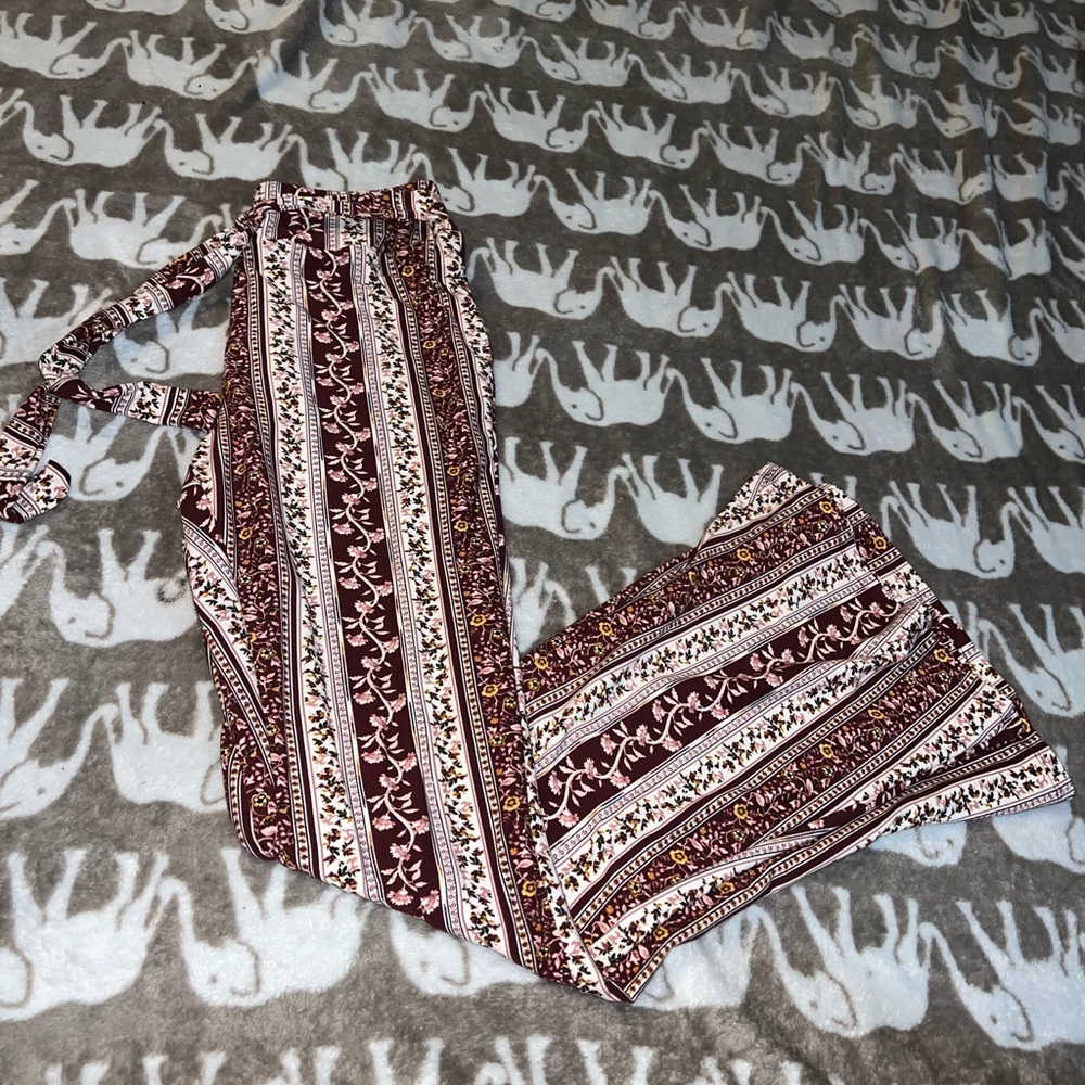 NWOT FLARE PANTS